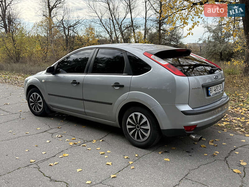 Хетчбек Ford Focus 2005 в Кременчуці фото 4 Хетчбек Ford Focus 2005 в Кременчуці