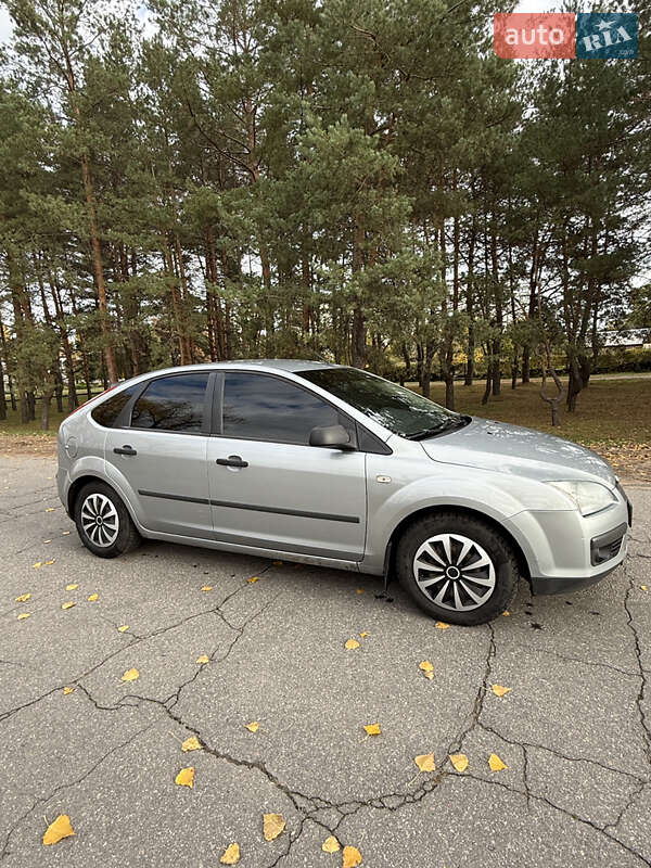 Хетчбек Ford Focus 2005 в Кременчуці фото 10 Хетчбек Ford Focus 2005 в Кременчуці