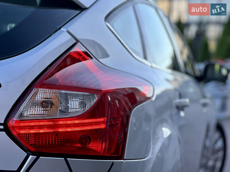 Хетчбек Ford Focus 2011 в Стрию
