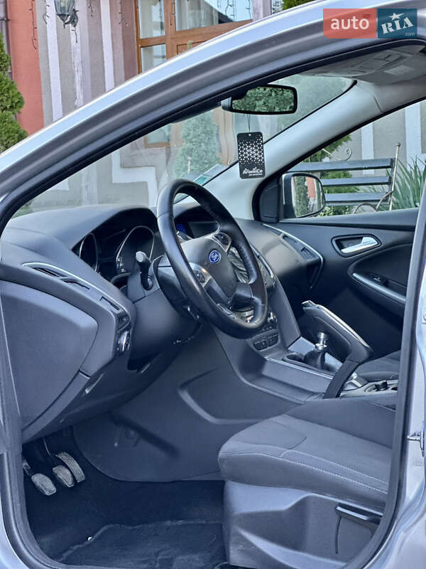 Хетчбек Ford Focus 2011 в Стрию