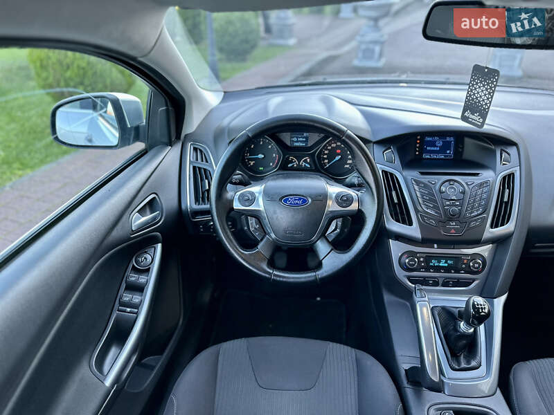 Хетчбек Ford Focus 2011 в Стрию
