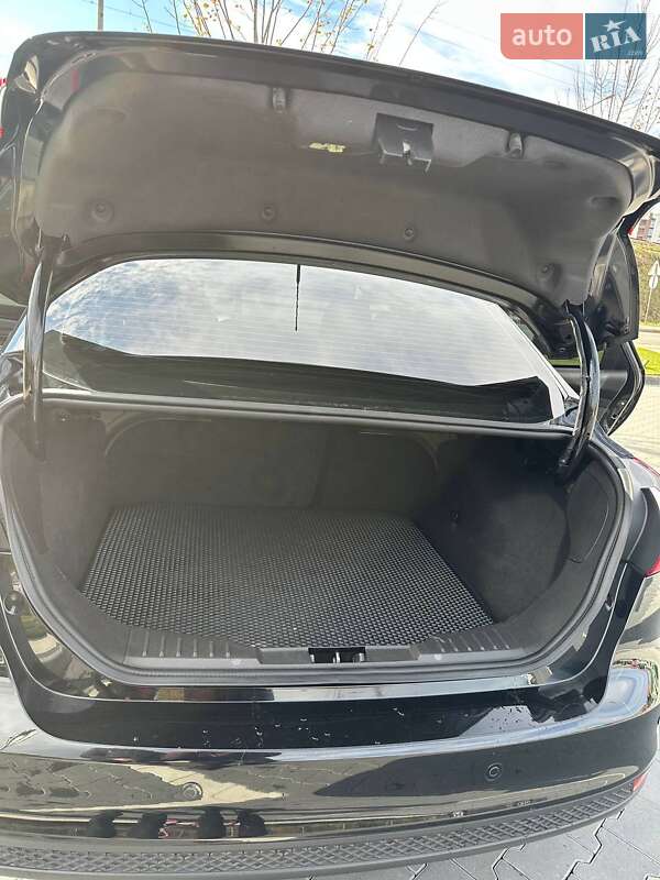 Седан Ford Focus 2016 в Ірпені