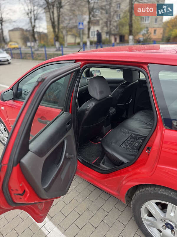 Універсал Ford Focus 2006 в Долині