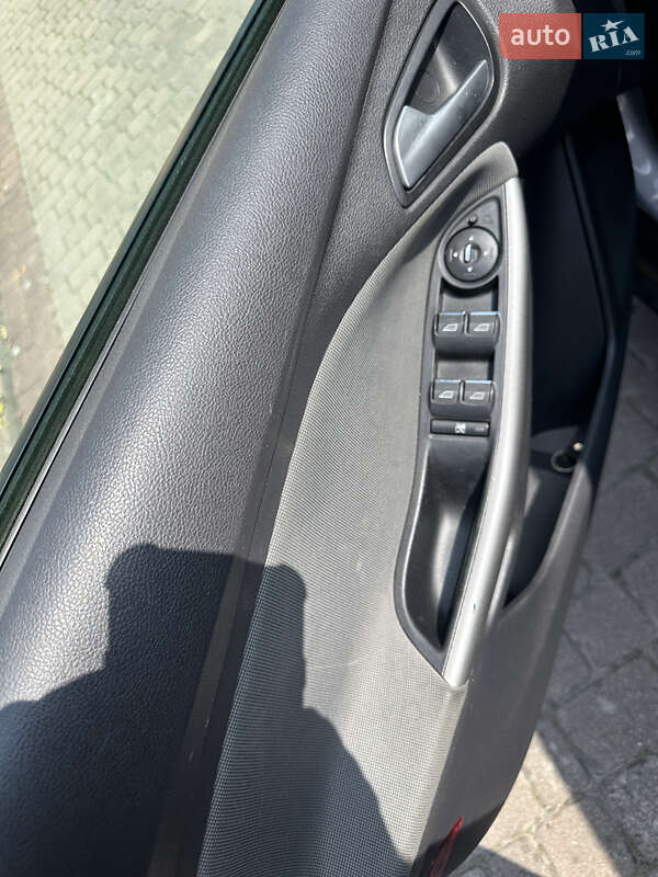 Універсал Ford Focus 2012 в Івано-Франківську фото 16 Універсал Ford Focus 2012 в Івано-Франківську