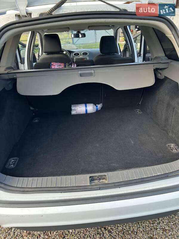 Универсал Ford Focus 2010 в Коломые фото 2 Универсал Ford Focus 2010 в Коломые