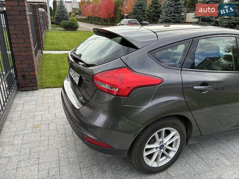 Хетчбек Ford Focus 2015 в Києві фото 5 Хетчбек Ford Focus 2015 в Києві