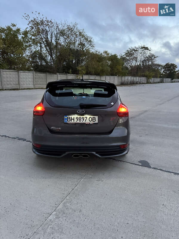 Хетчбек Ford Focus 2015 в Одесі фото 6 Хетчбек Ford Focus 2015 в Одесі