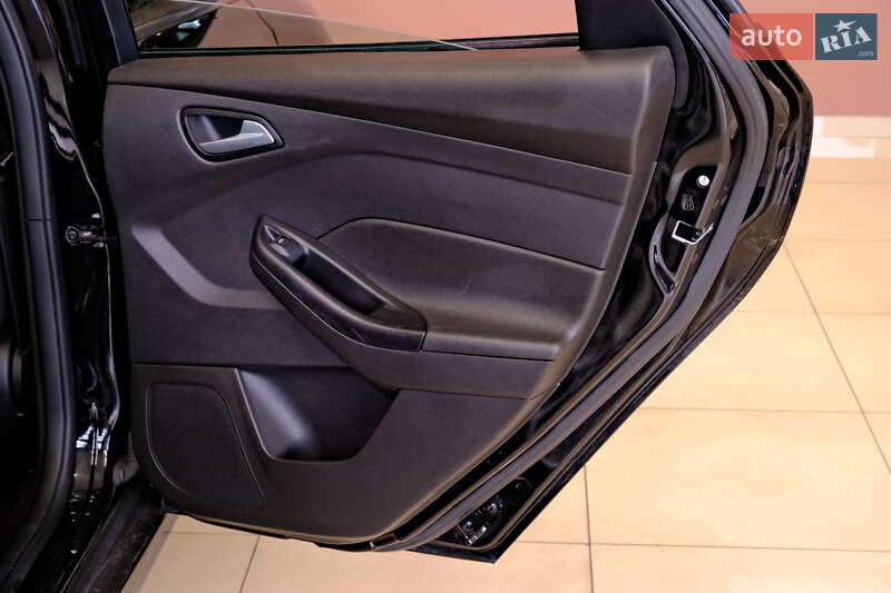 Седан Ford Focus 2016 в Одессе фото 34 Седан Ford Focus 2016 в Одессе