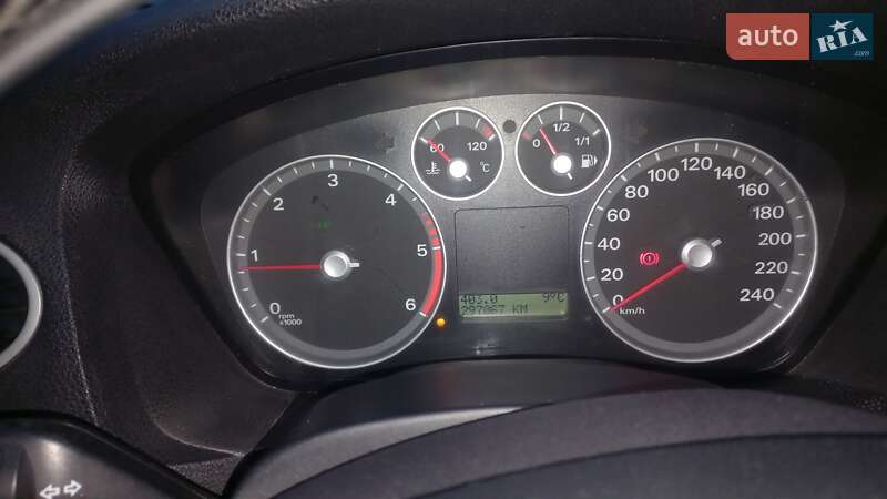 Хетчбек Ford Focus 2005 в Хмельницькому фото 2 Хетчбек Ford Focus 2005 в Хмельницькому