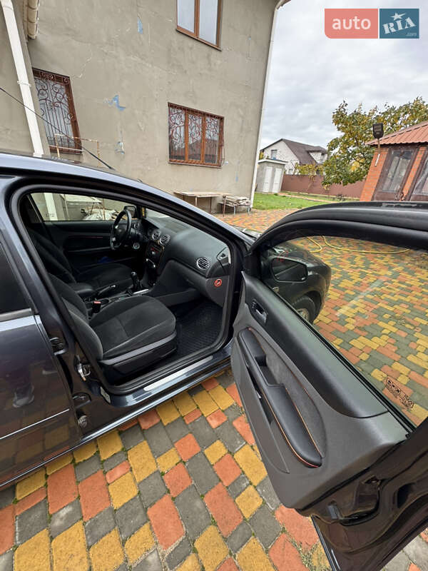 Универсал Ford Focus 2007 в Нерубайском фото 6 Универсал Ford Focus 2007 в Нерубайском