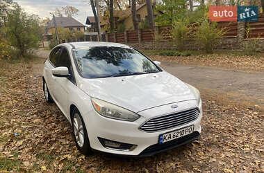 Хетчбек Ford Focus 2015 в Києві