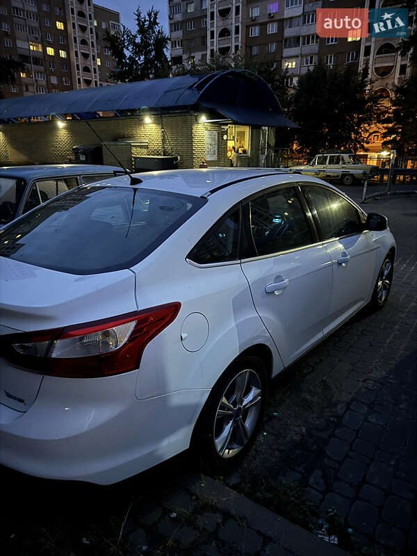 Седан Ford Focus 2013 в Києві
