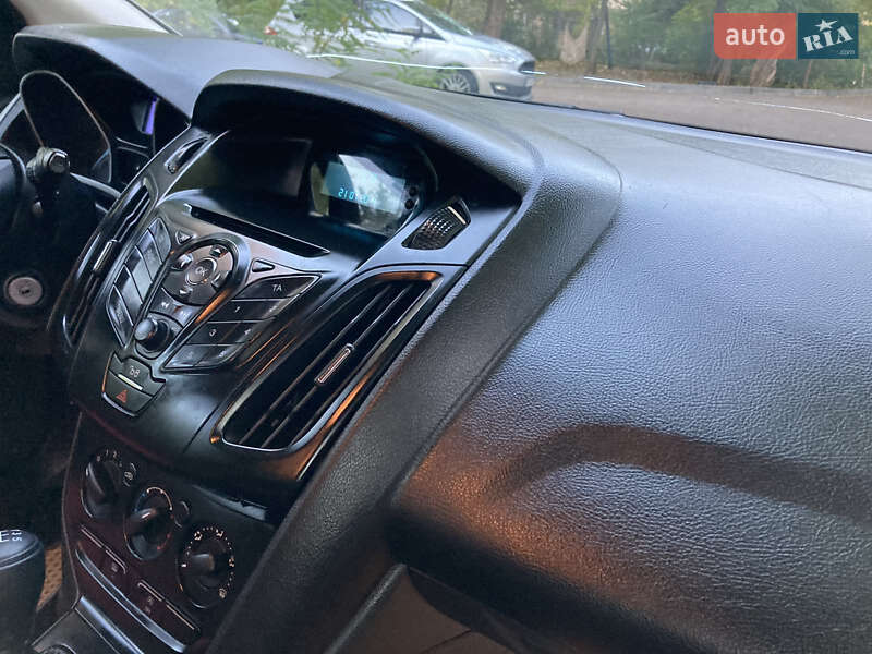 Хэтчбек Ford Focus 2014 в Одессе фото 19 Хэтчбек Ford Focus 2014 в Одессе