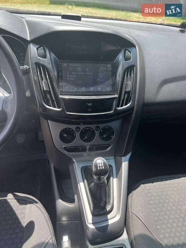 Хэтчбек Ford Focus 2014 в Черкассах