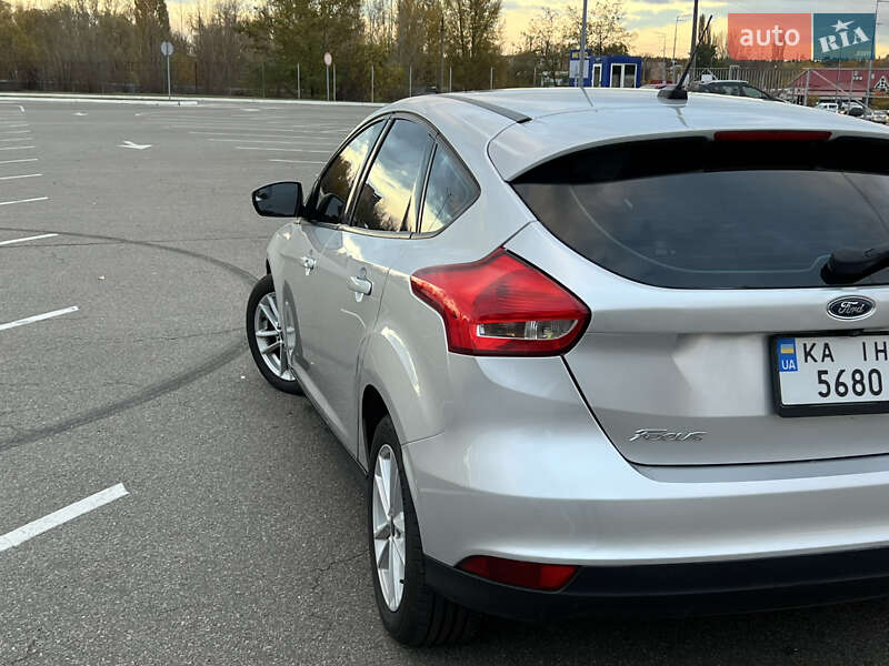 Хетчбек Ford Focus 2017 в Києві