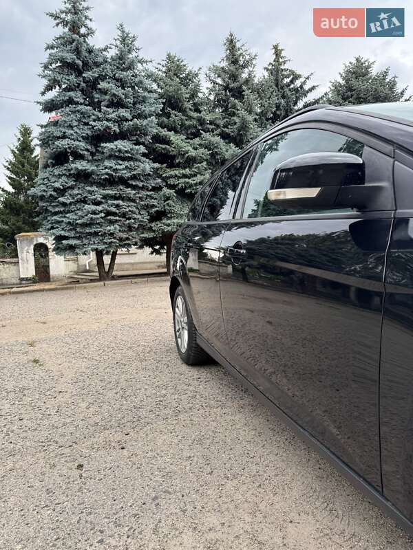 Универсал Ford Focus 2013 в Вознесенске