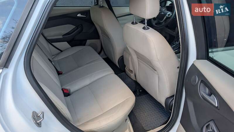 Хетчбек Ford Focus 2017 в Косові фото 9 Хетчбек Ford Focus 2017 в Косові