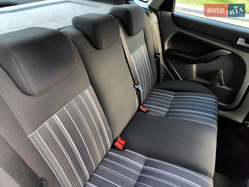 Хетчбек Ford Focus 2008 в Києві