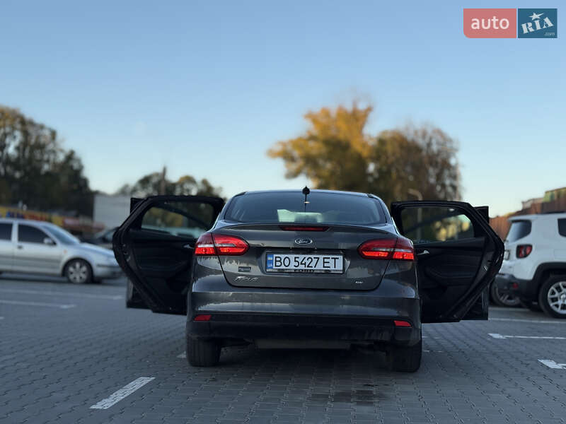 Седан Ford Focus 2015 в Збаражі фото 9 Седан Ford Focus 2015 в Збаражі