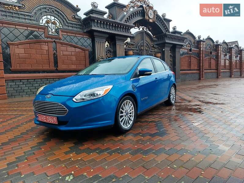 Хетчбек Ford Focus 2012 в Звягелі фото 7 Хетчбек Ford Focus 2012 в Звягелі