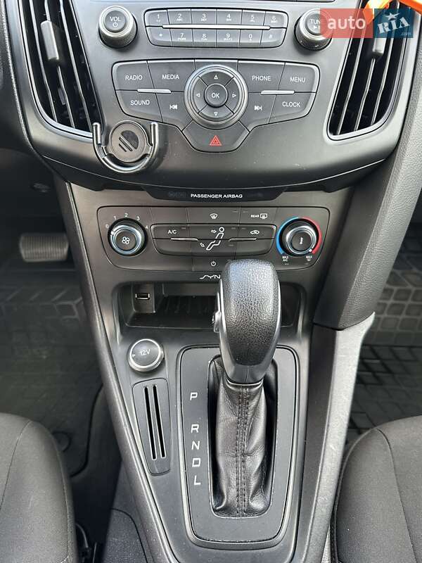 Седан Ford Focus 2015 в Белогородке фото 31 Седан Ford Focus 2015 в Белогородке