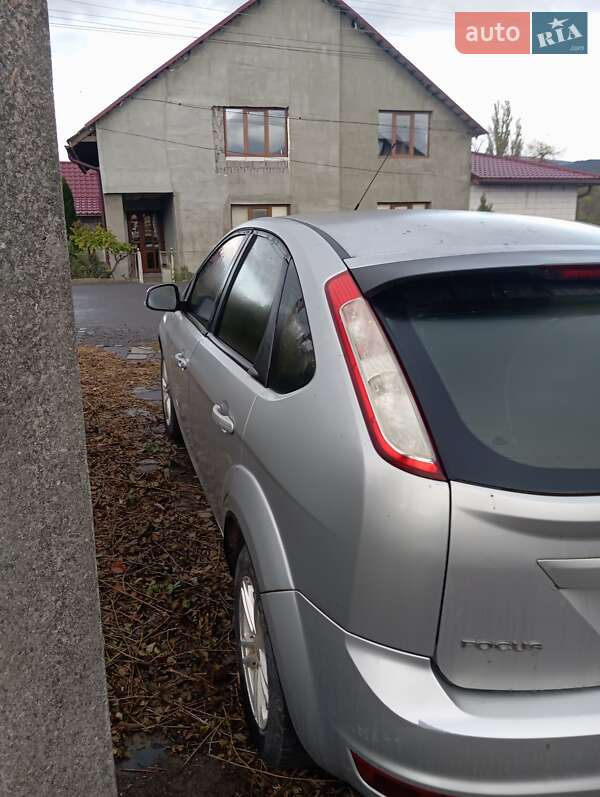 Хэтчбек Ford Focus 2011 в Иршаве