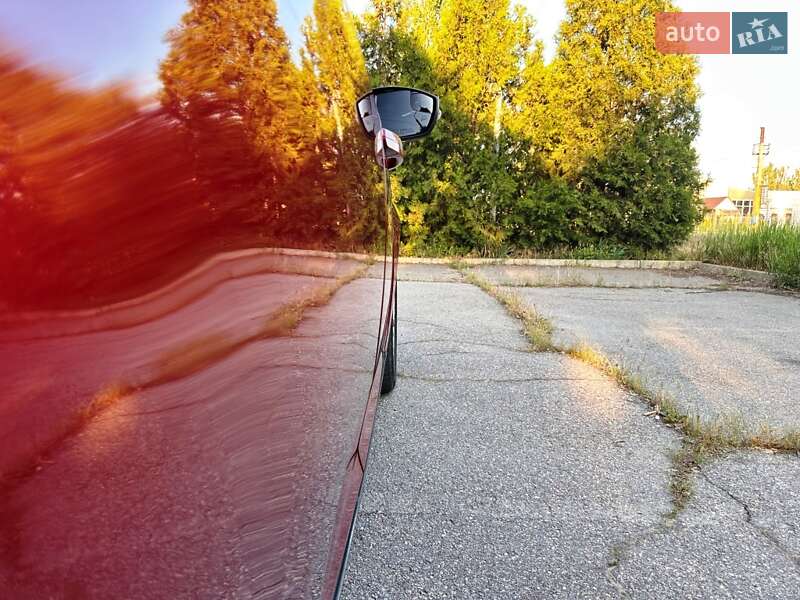 Хэтчбек Ford Focus 2016 в Запорожье