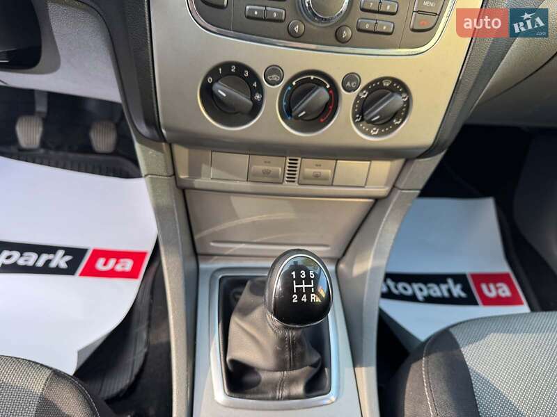 Універсал Ford Focus 2010 в Запоріжжі фото 21 Універсал Ford Focus 2010 в Запоріжжі