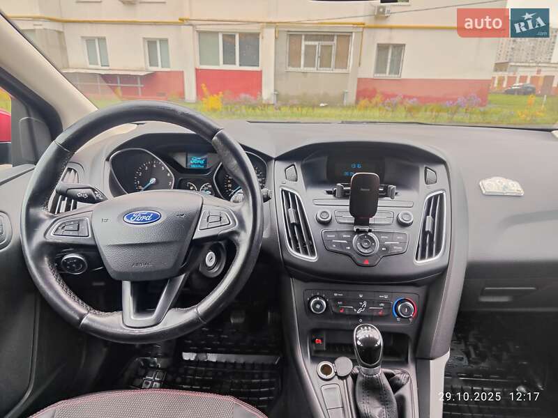 Хетчбек Ford Focus 2015 в Харкові