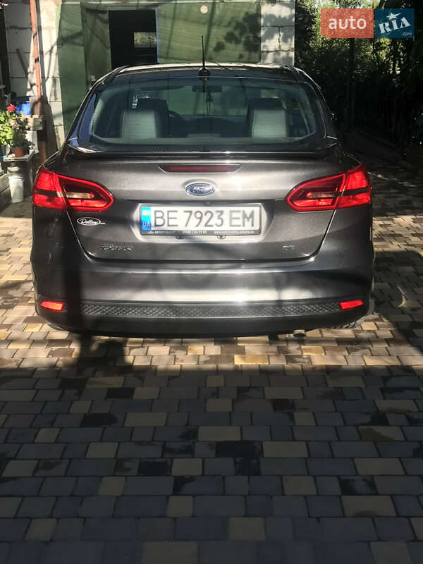 Седан Ford Focus 2015 в Миколаєві