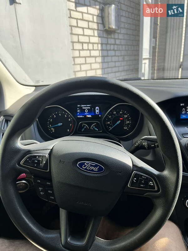 Хетчбек Ford Focus 2016 в Запоріжжі фото 10 Хетчбек Ford Focus 2016 в Запоріжжі