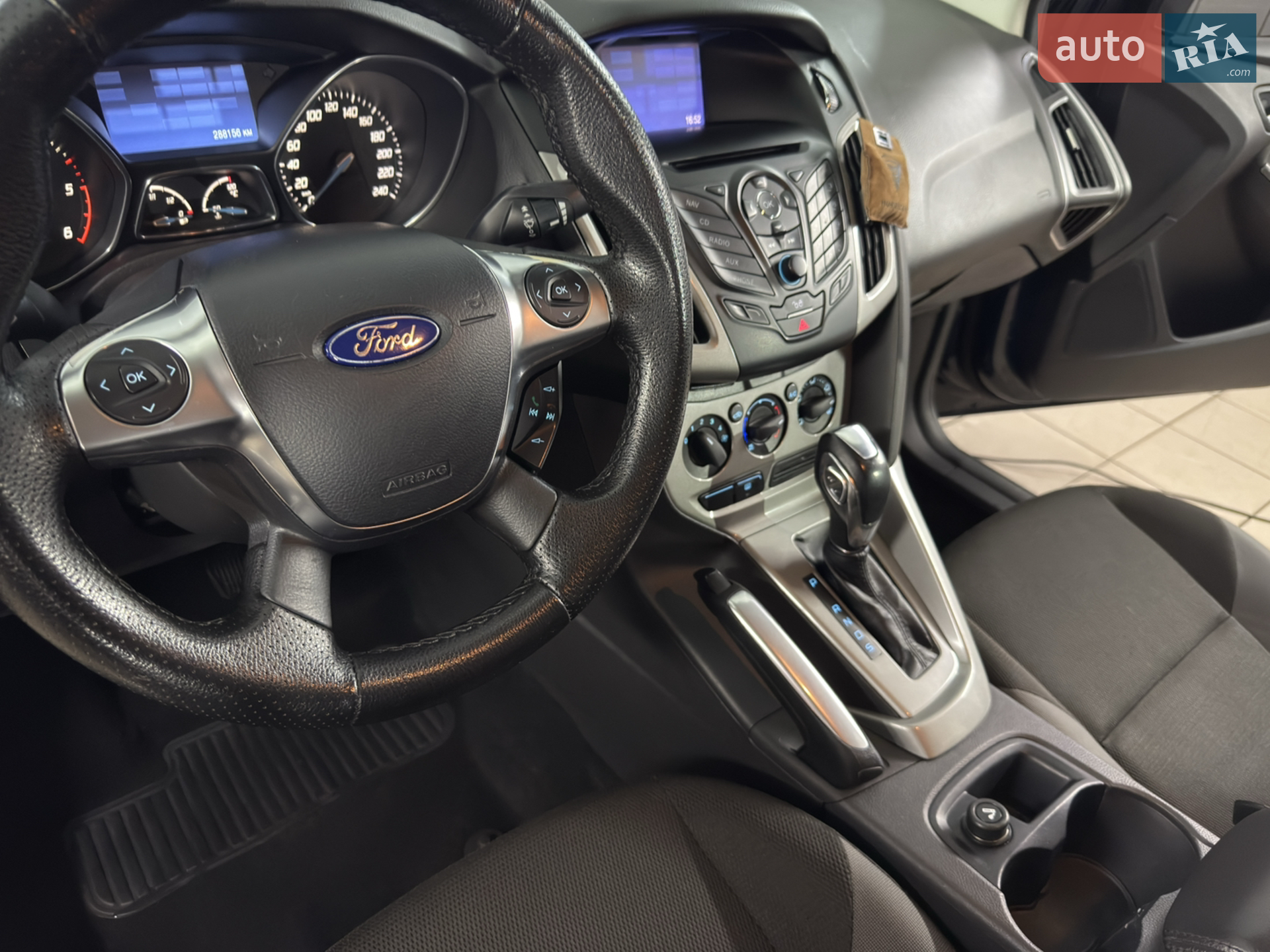 2012 Ford Focus - мініатюра 18