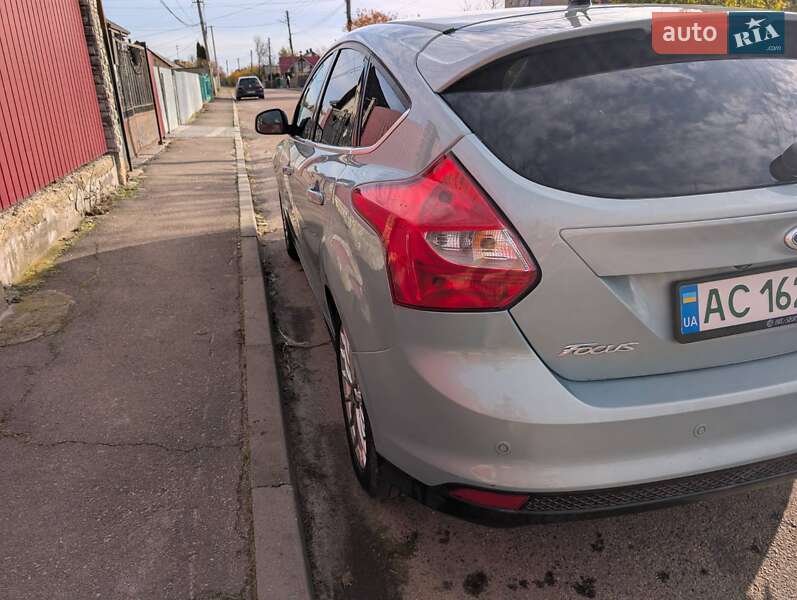 Хетчбек Ford Focus 2013 в Володимирі фото 5 Хетчбек Ford Focus 2013 в Володимирі