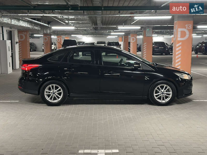 Седан Ford Focus 2018 в Киеве фото 8 Седан Ford Focus 2018 в Киеве