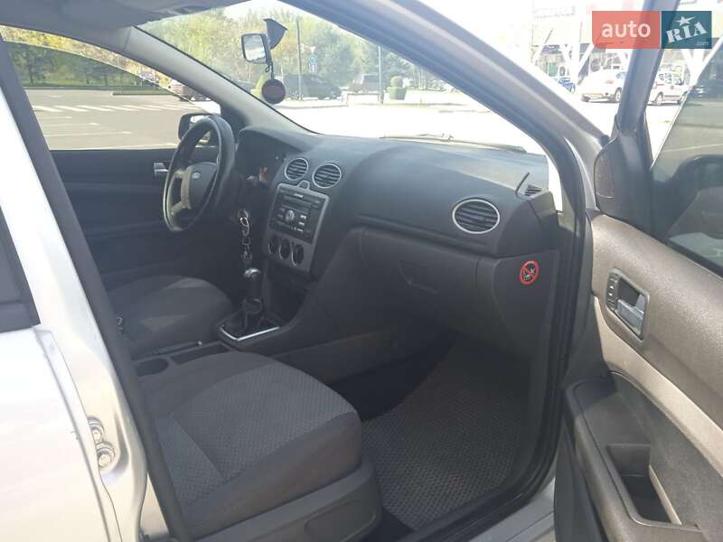 Універсал Ford Focus 2004 в Хмельницькому