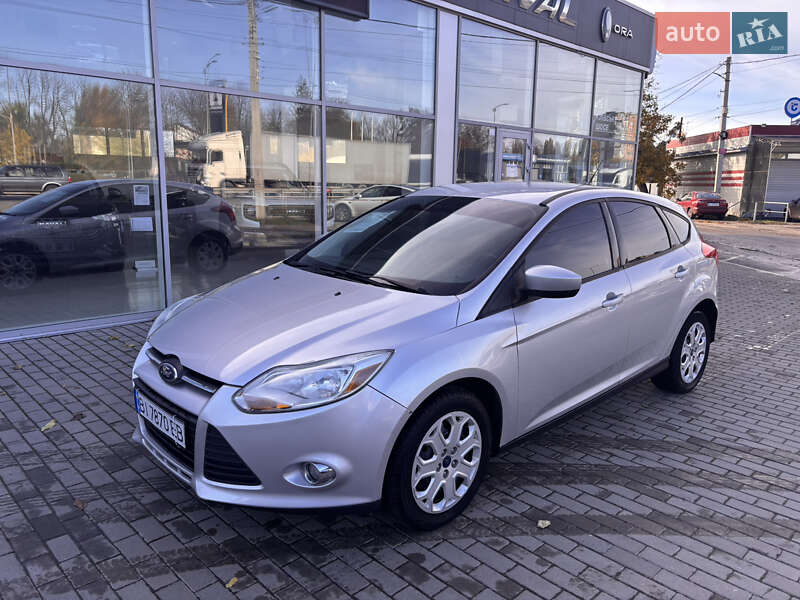 Хетчбек Ford Focus 2012 в Полтаві фото 3 Хетчбек Ford Focus 2012 в Полтаві