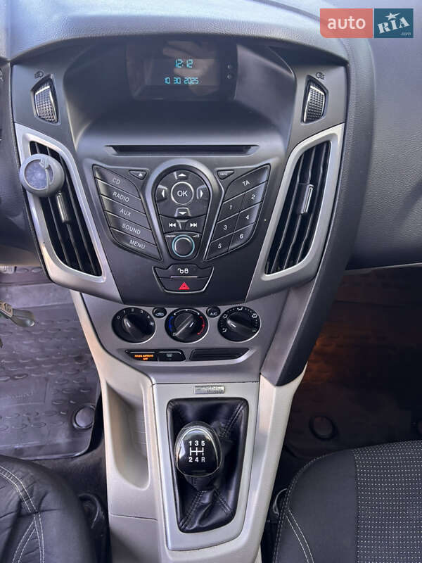 Хетчбек Ford Focus 2012 в Полтаві фото 20 Хетчбек Ford Focus 2012 в Полтаві