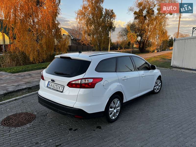 Універсал Ford Focus 2014 в Києві фото 8 Універсал Ford Focus 2014 в Києві