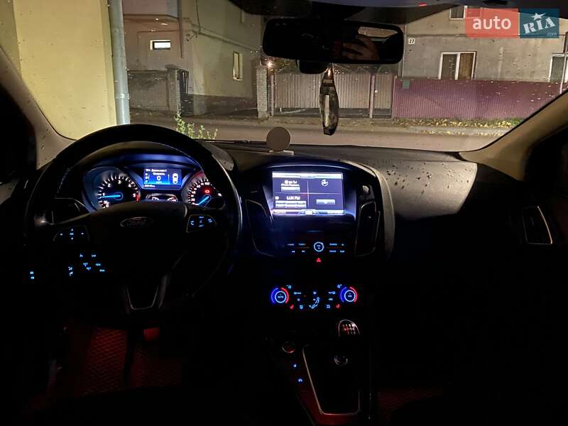 Универсал Ford Focus 2015 в Черновцах фото 13 Универсал Ford Focus 2015 в Черновцах