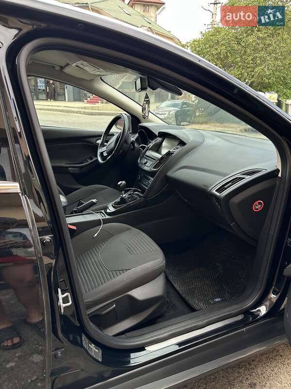 Универсал Ford Focus 2015 в Черновцах фото 18 Универсал Ford Focus 2015 в Черновцах