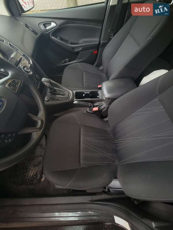 Седан Ford Focus 2017 в Заре фото 15 Седан Ford Focus 2017 в Заре
