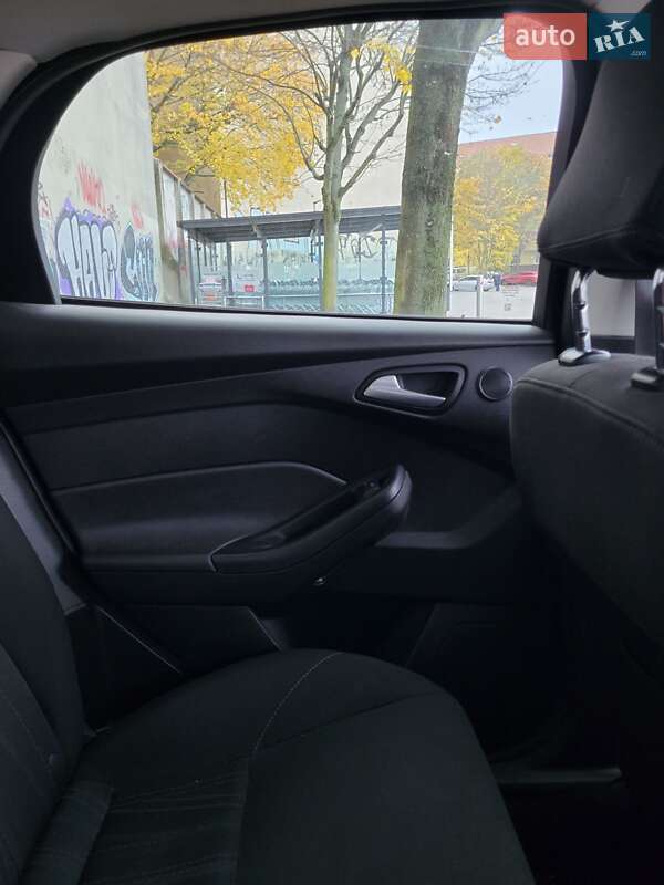 Седан Ford Focus 2017 в Заре фото 20 Седан Ford Focus 2017 в Заре