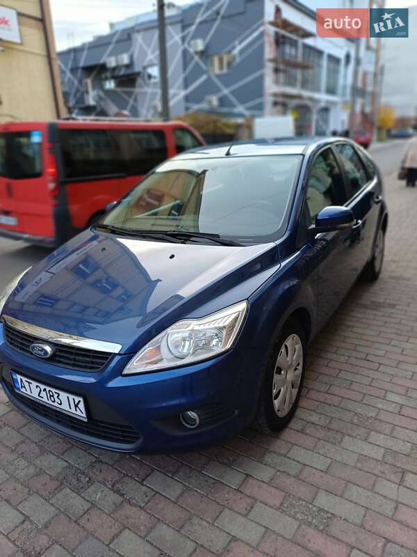 Хэтчбек Ford Focus 2008 в Калуше