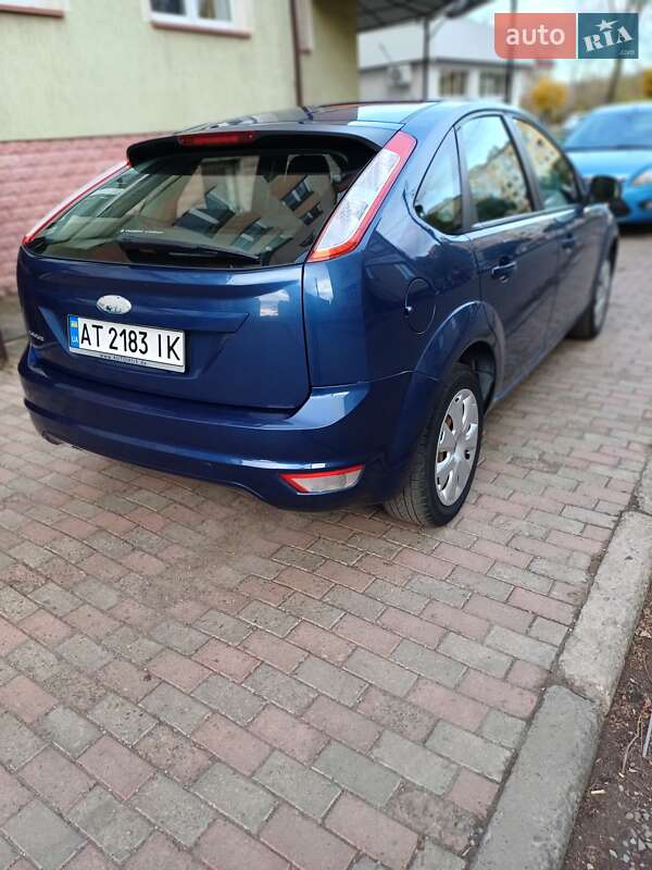 Хэтчбек Ford Focus 2008 в Калуше