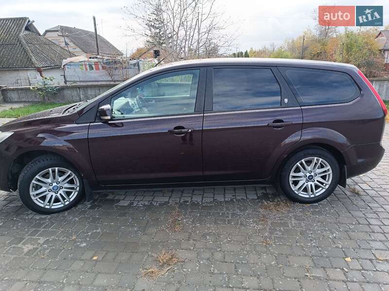 Универсал Ford Focus 2008 в Ильинцах