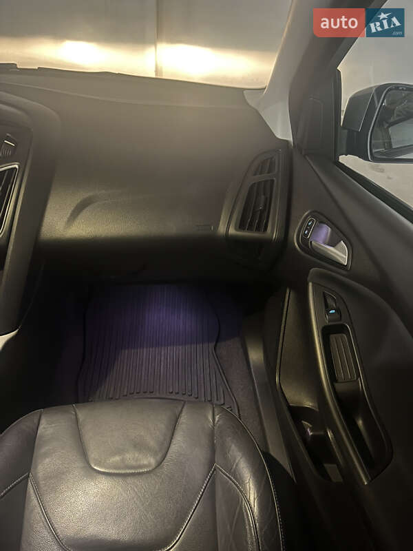 Хетчбек Ford Focus 2015 в Києві фото 25 Хетчбек Ford Focus 2015 в Києві