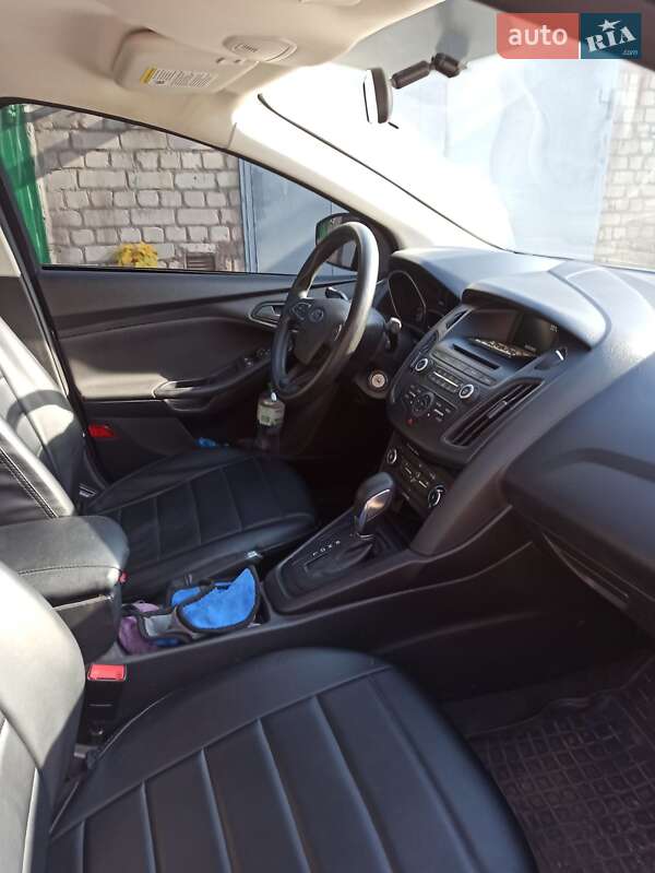 Седан Ford Focus 2015 в Вольногорске