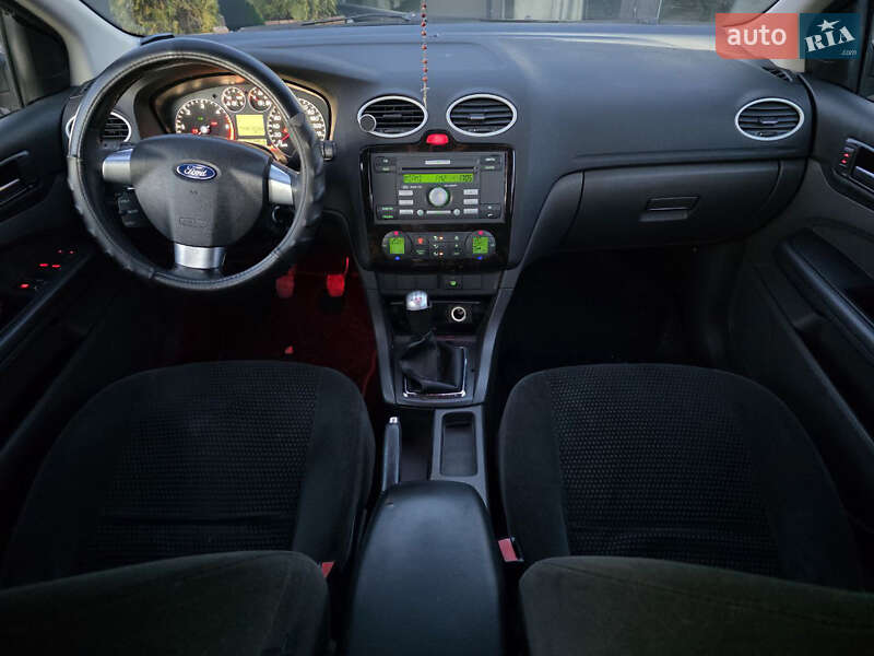 Хэтчбек Ford Focus 2005 в Тернополе