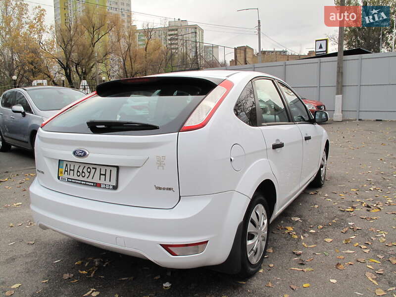 Хетчбек Ford Focus 2011 в Києві фото 7 Хетчбек Ford Focus 2011 в Києві
