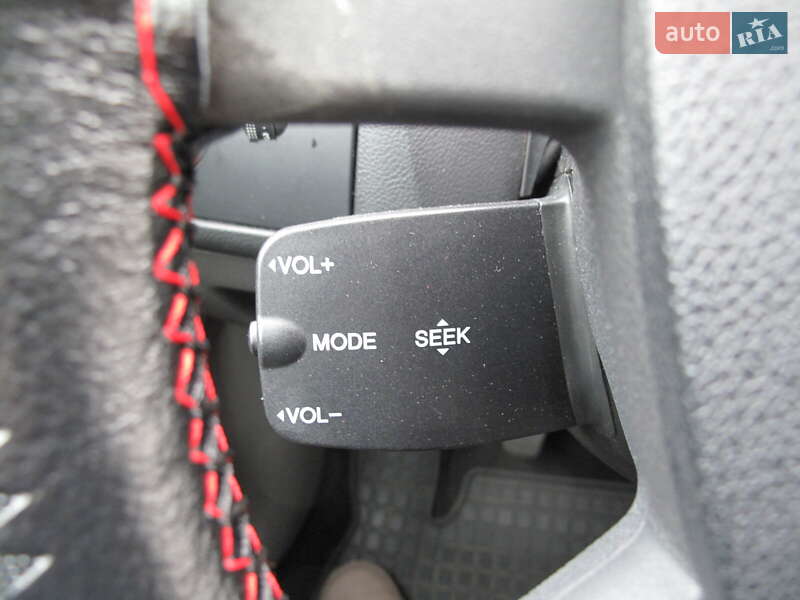 Хетчбек Ford Focus 2011 в Києві фото 52 Хетчбек Ford Focus 2011 в Києві